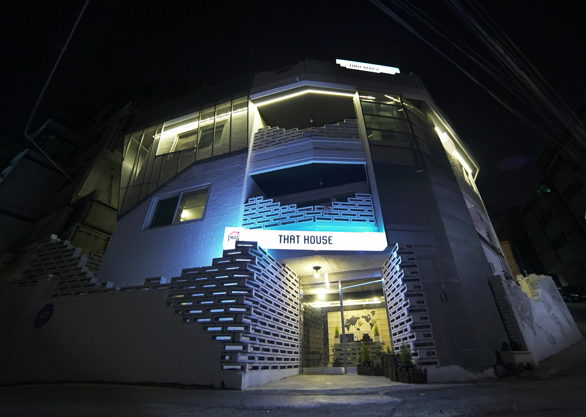 That House Hongdae Seoul Exterior photo